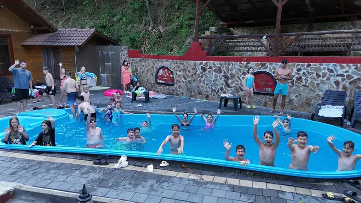 Piscină: Scufundare în proiect